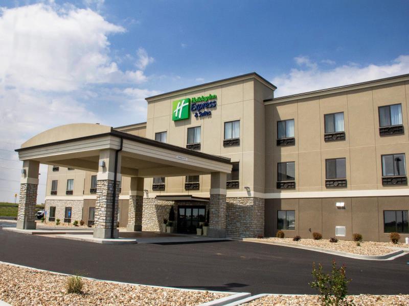 Holiday Inn Express And Suites Sikeston, An Ihg Hotel Exterior photo